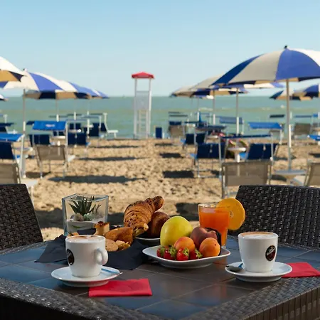 Διαμέρισμα In Albarella Near & Activities